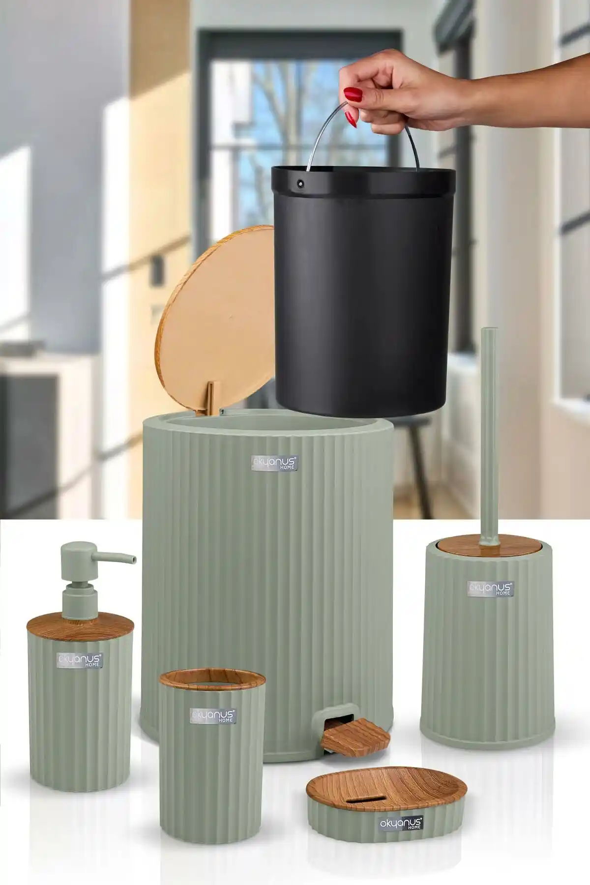 Desenli Okyanus Temalı Banyo Setleri ile Deniz Esintisini Evinize Taşıyın