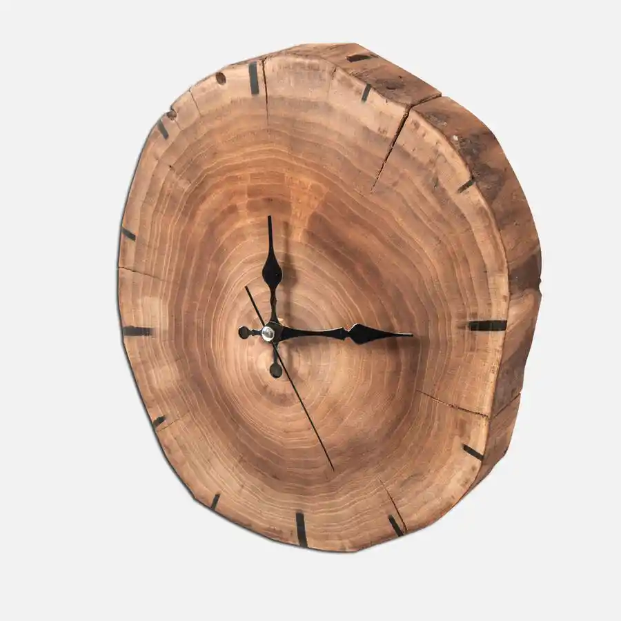 Doğal Ahşap Duvar Saatleri: Estetik ve Fonksiyonellik ile Mekânlara Sıcaklık Katma Rehberi