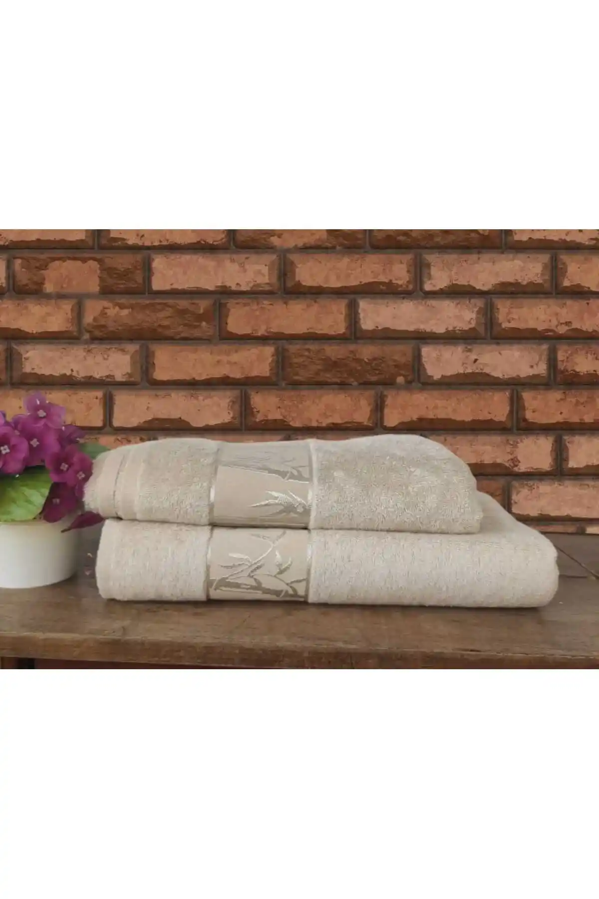 Doğal Bambu Banyo Havlu Setleri: Sürdürülebilirlik ve Estetiğin Modern Çözümü