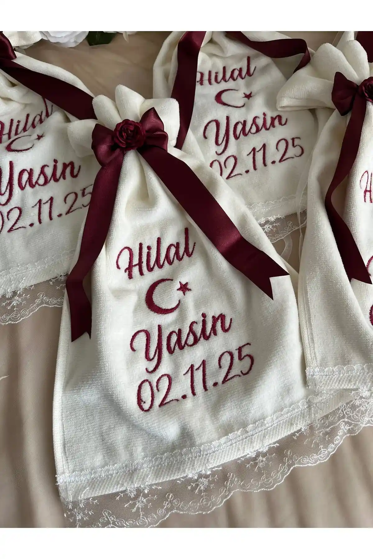 Düğün Havlusu Seçiminde Fonksiyonellik ve Estetiğin Dengesi Nasıl Sağlanır