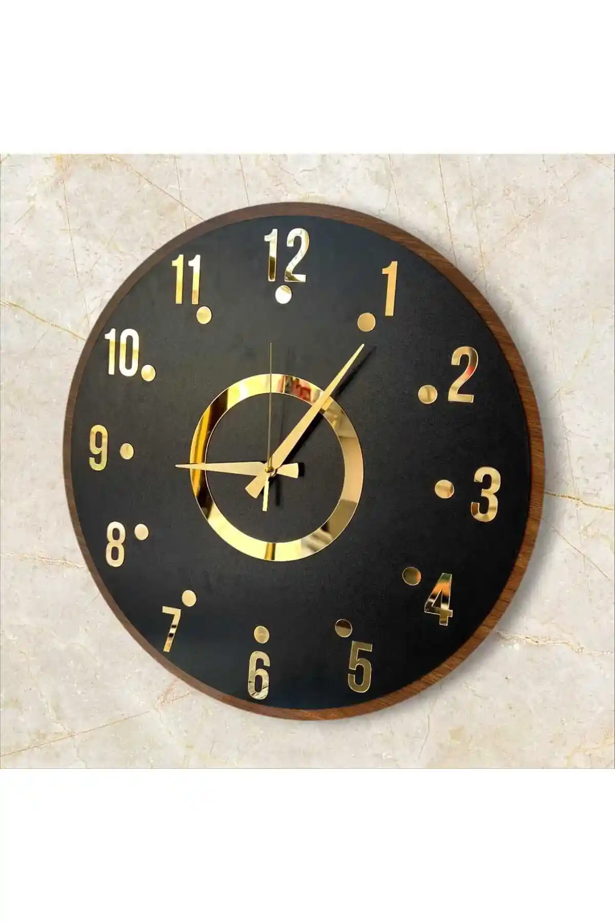 Duvar Saati Dekorasyonu ve Hediye Seçenekleri: Estetik ve Fonksiyonel Alternatifler