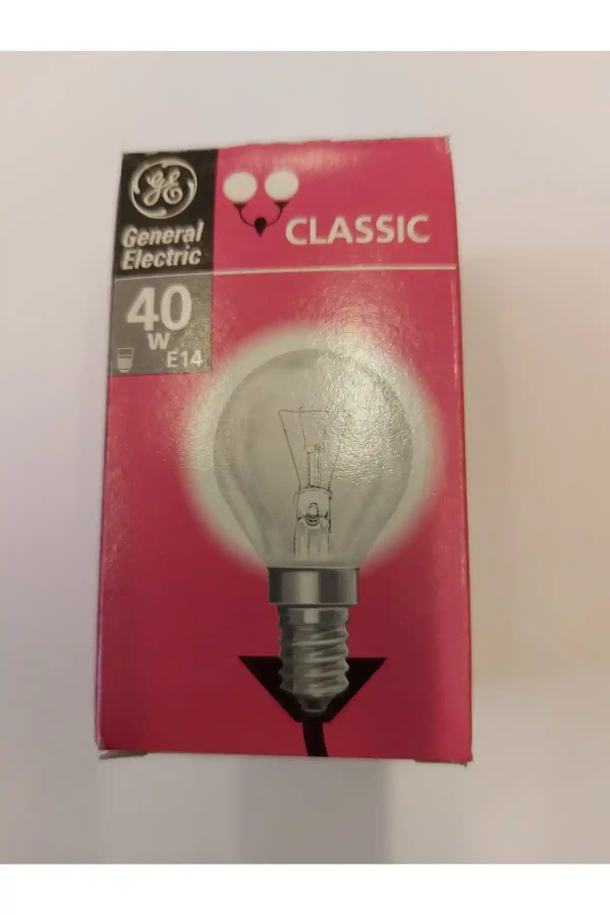 E14 Şeffaf Cam Ampul: Dekorasyon ve Fonksiyonellikte Modern Çözüm