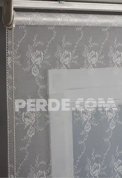 Ekru Renk Perde Seçenekleri ve Ev Dekorasyonunda Şık Kullanım İpuçları