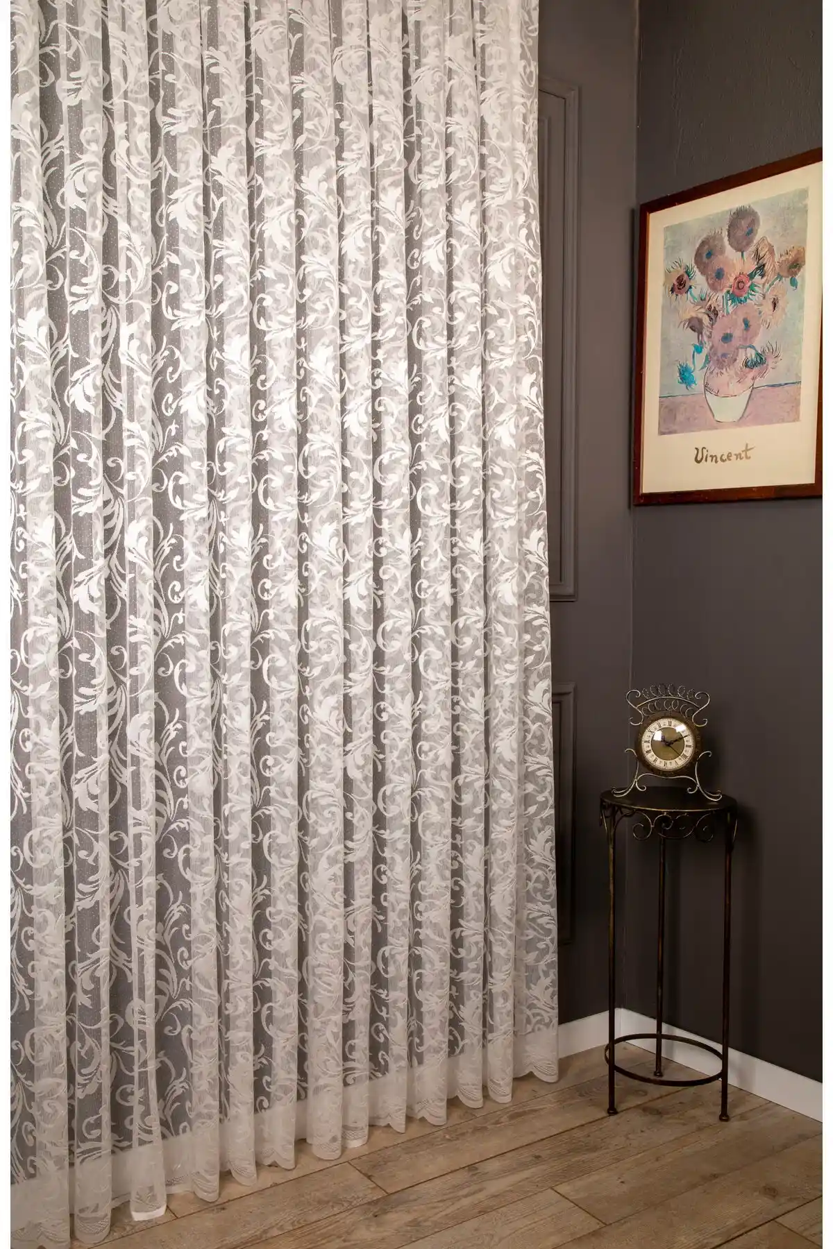 Ekstra Forlu Tül Perdeler ile Modern ve Şık Ev Dekorasyonu Rehberi