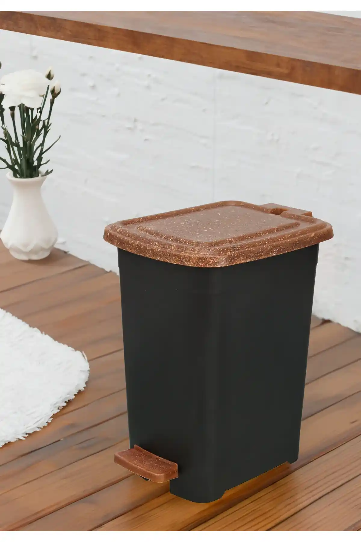 Elif Pedallı Çöp Kovası: Evde Hijyen ve Pratiklik İçin Dayanıklı Çözüm