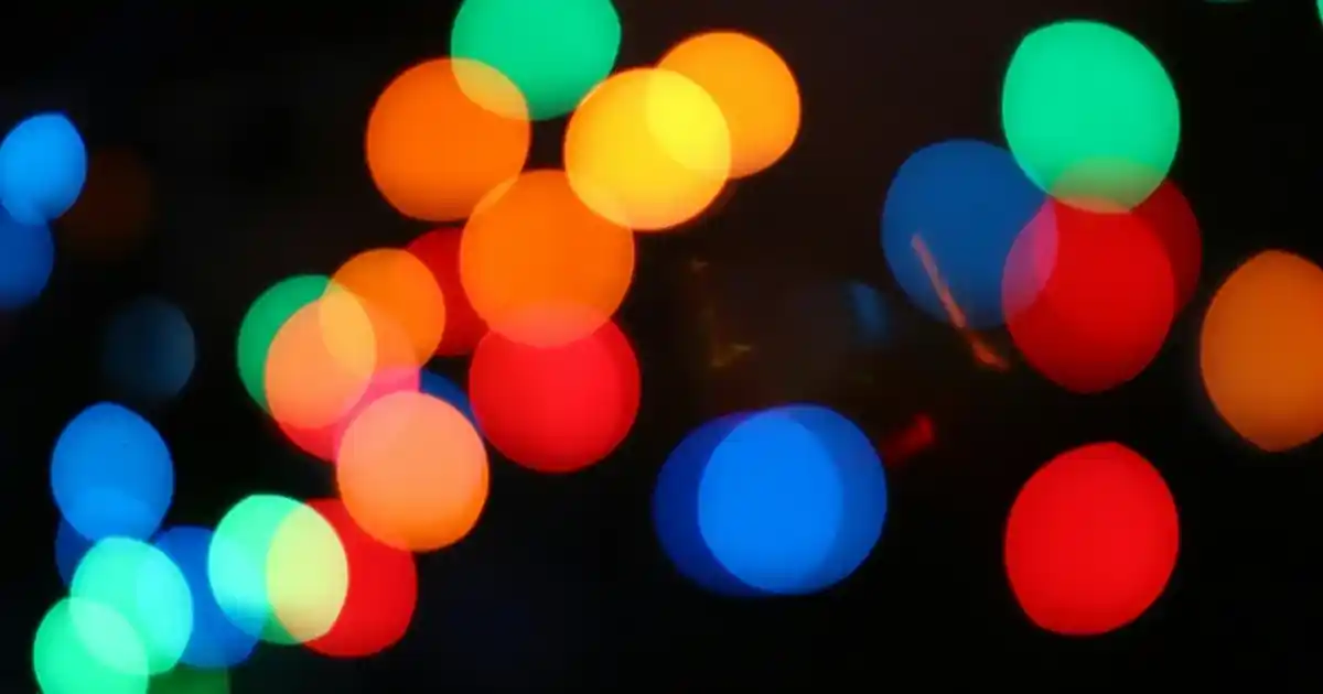 Elsa Marka Yatak Örtüsü: Masalsı ve Şık Tasarım ile Dekorasyonunuza Zarif Dokunuşlar