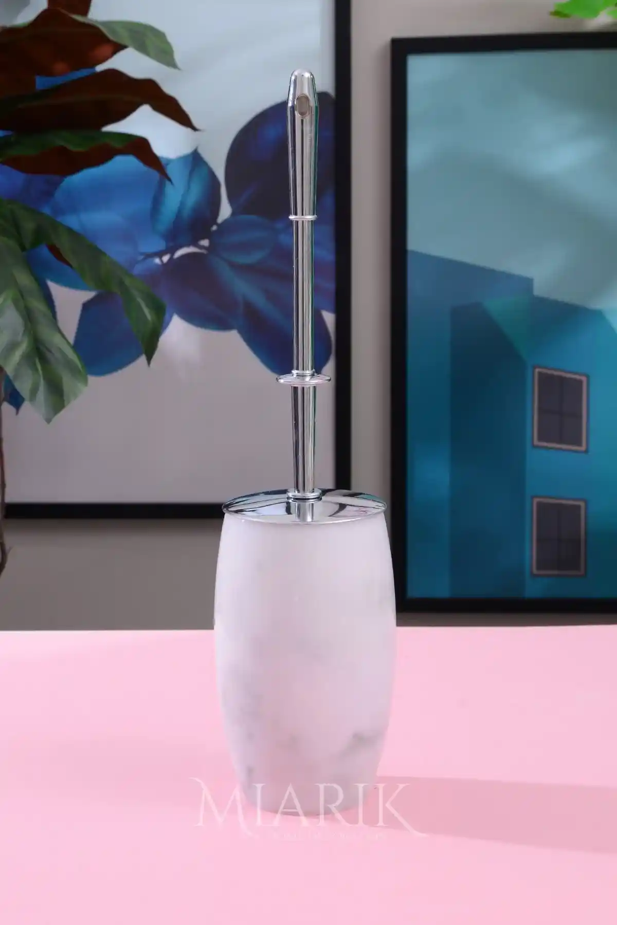 Ev Dekorasyonuna Uygun Tuvalet Fırçası Seçenekleri ve Tasarım İpuçları