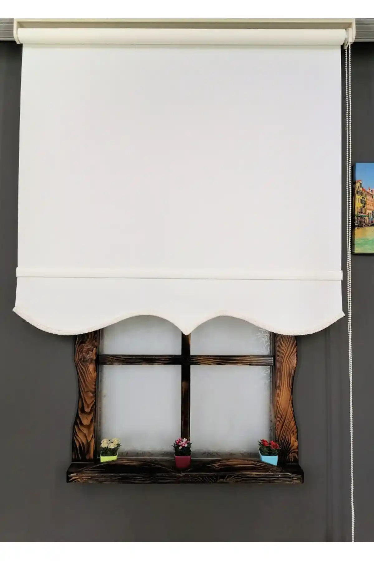 Ev Dekorasyonunda Ekru Renk ve Kalın Kumaş Stor Perdelerle Şık ve Fonksiyonel Çözümler