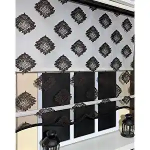 Ev Dekorasyonunda Ekru ve Siyah Renk Kombinasyonuyla Modern Stor Perdeler