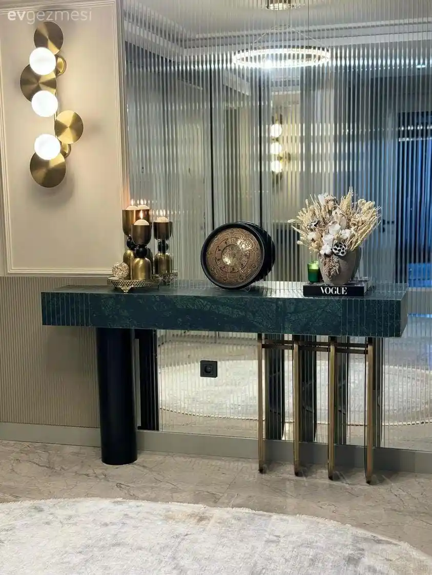 Ev Dekorasyonunda Fonksiyonellik ve Estetik İçin Dresuar Modelleri Karşılaştırması