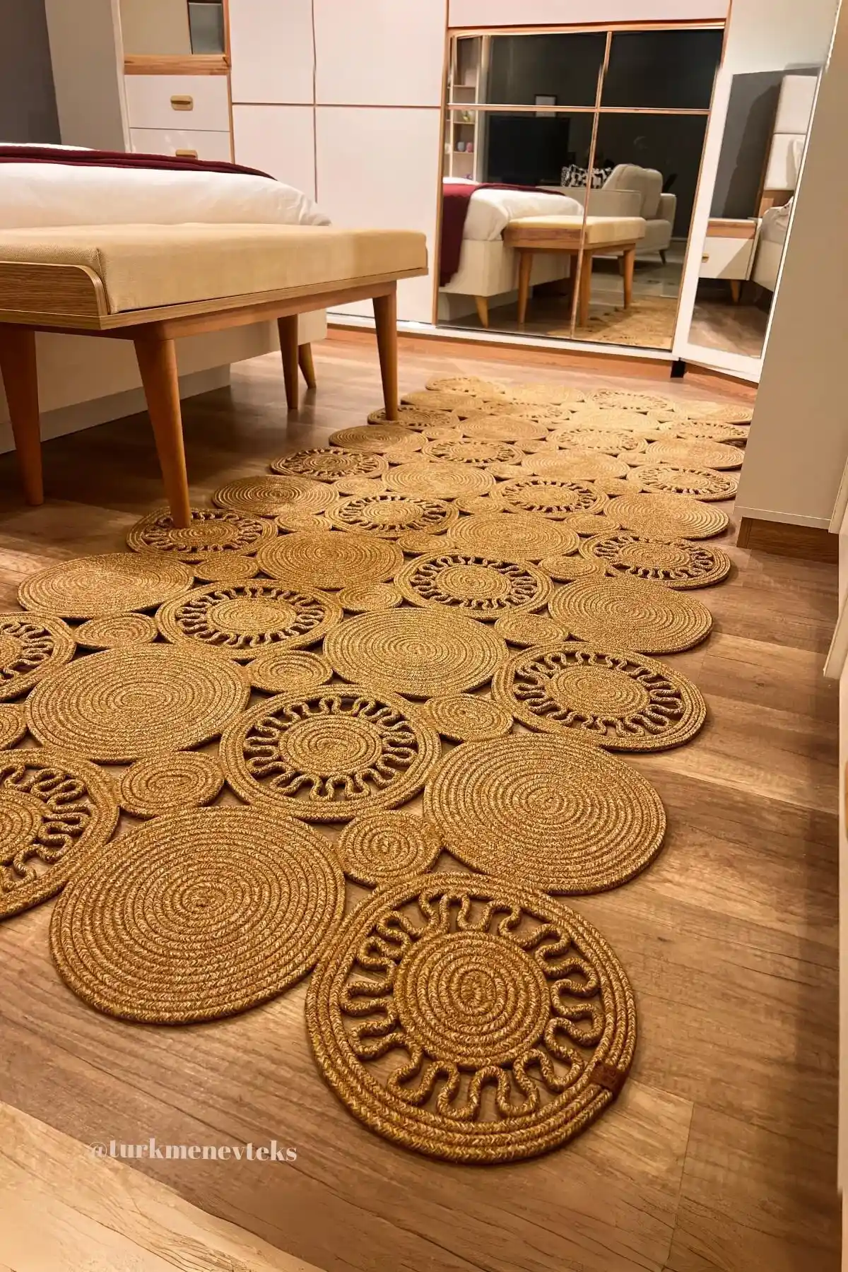 Ev Dekorasyonunda Halı, Kilim ve Hasır Malzemelerinin Farklı Özellikleri ve Kullanım Alanları