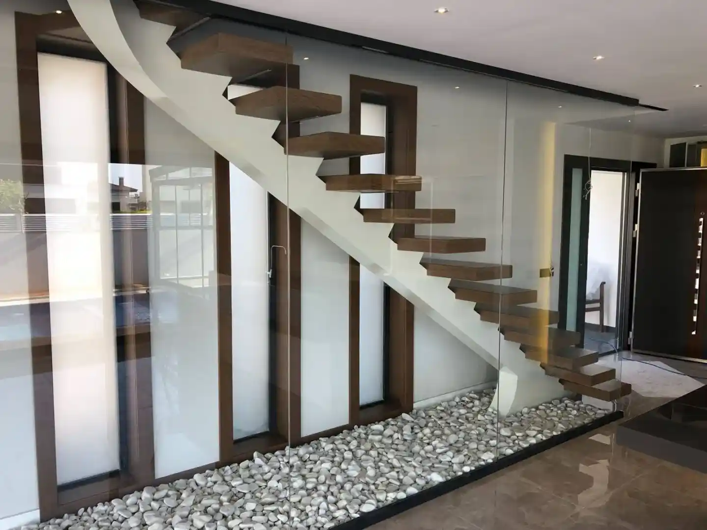 Ev Güvenliğini Artıran Merdiven Tasarımı ve Uygulama İpuçları