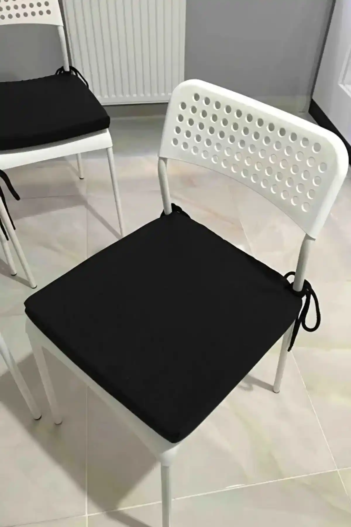 Ev Konforunu Artıran Sandalye Minderleri: Estetik ve Rahatlık Sunan Çözümler