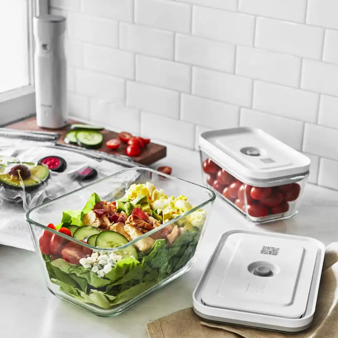 Ev Mutfağında Büyük Saklama Kaplarıyla Düzen ve Fonksiyonellik Sağlama Rehberi