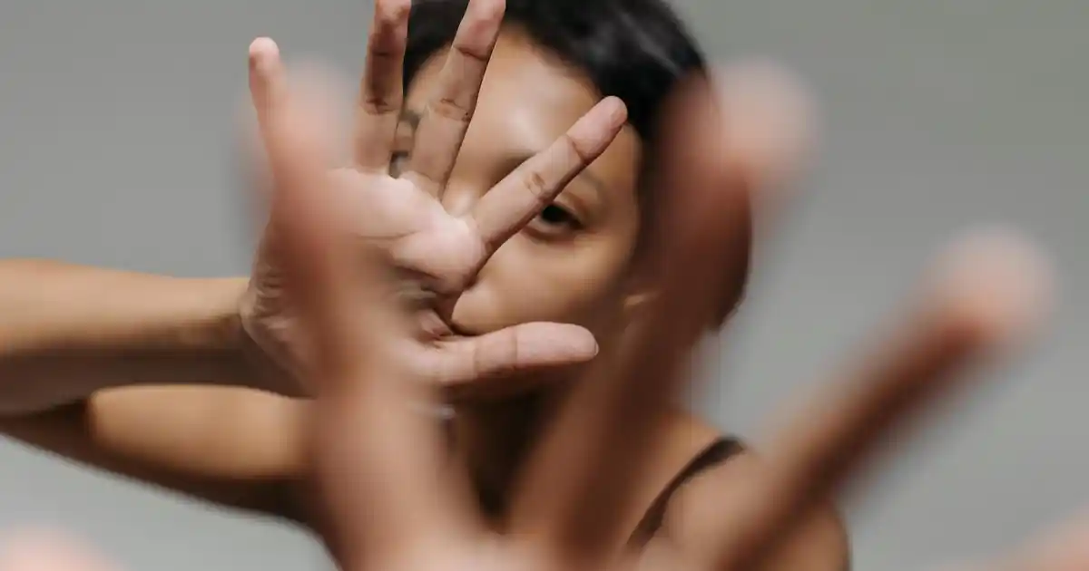 Evde Romantik Atmosfer Yaratmak İçin En İyi Oda Koku Spreyi Seçenekleri ve İpuçları