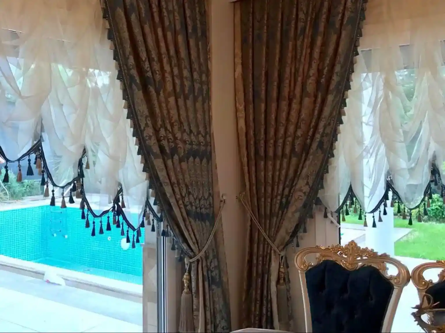 Fon Perde Aksesuarları: Malzeme, Estetik ve Kullanım Kolaylığına Göre Seçim Rehberi