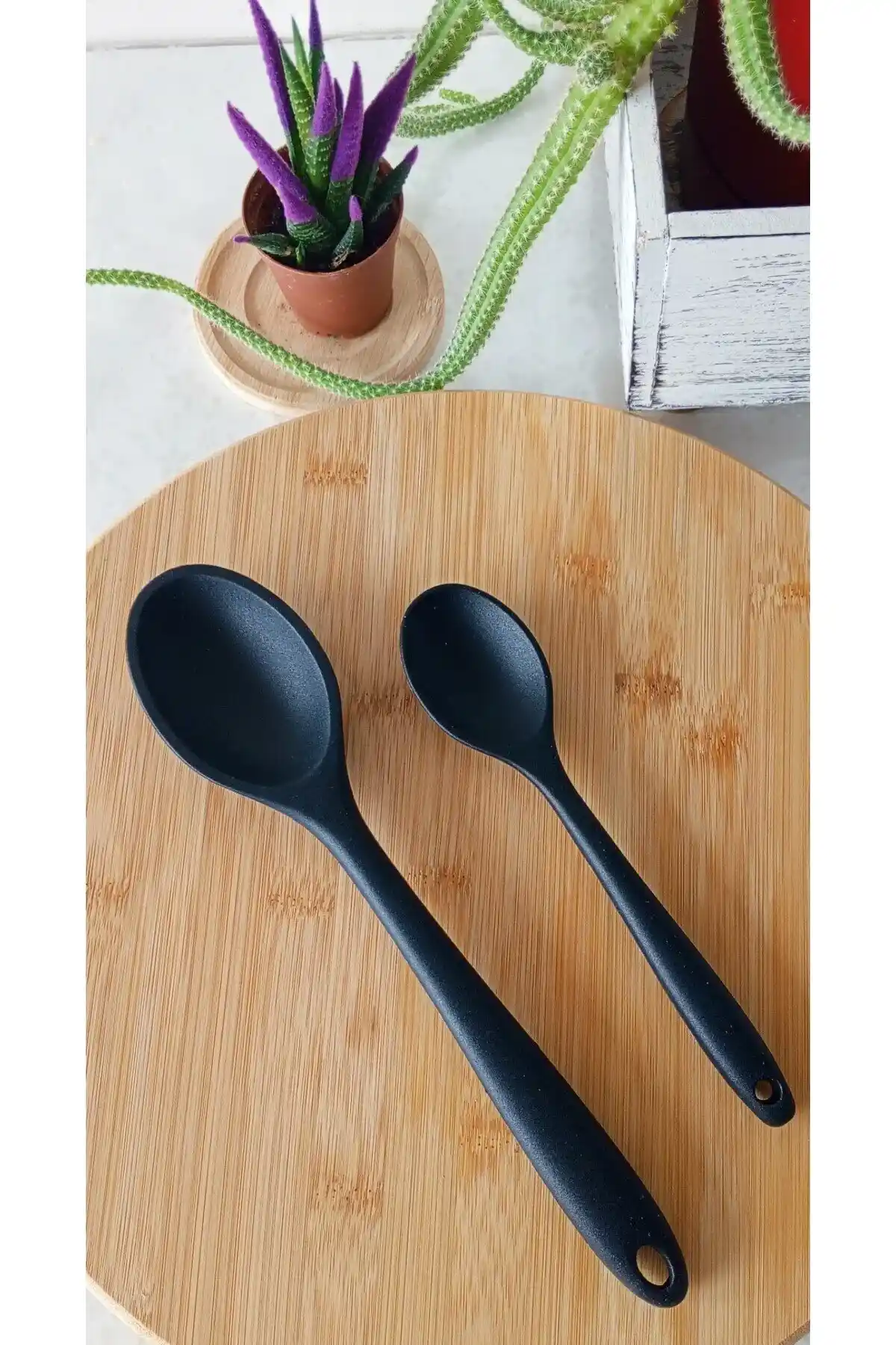 Fonksiyonel ve Dayanıklı Servis Kaşığı Seçimi: Mutfakta Uzun Ömür ve Güvenilirlik