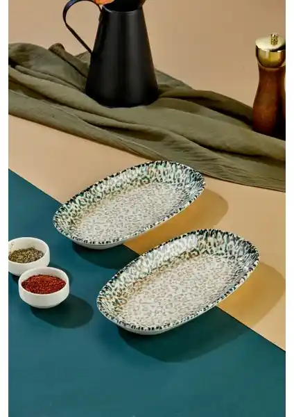 Fonksiyonel ve Zarif Porselen Tabaklar: Estetik ve Kullanışlılık Bir Arada