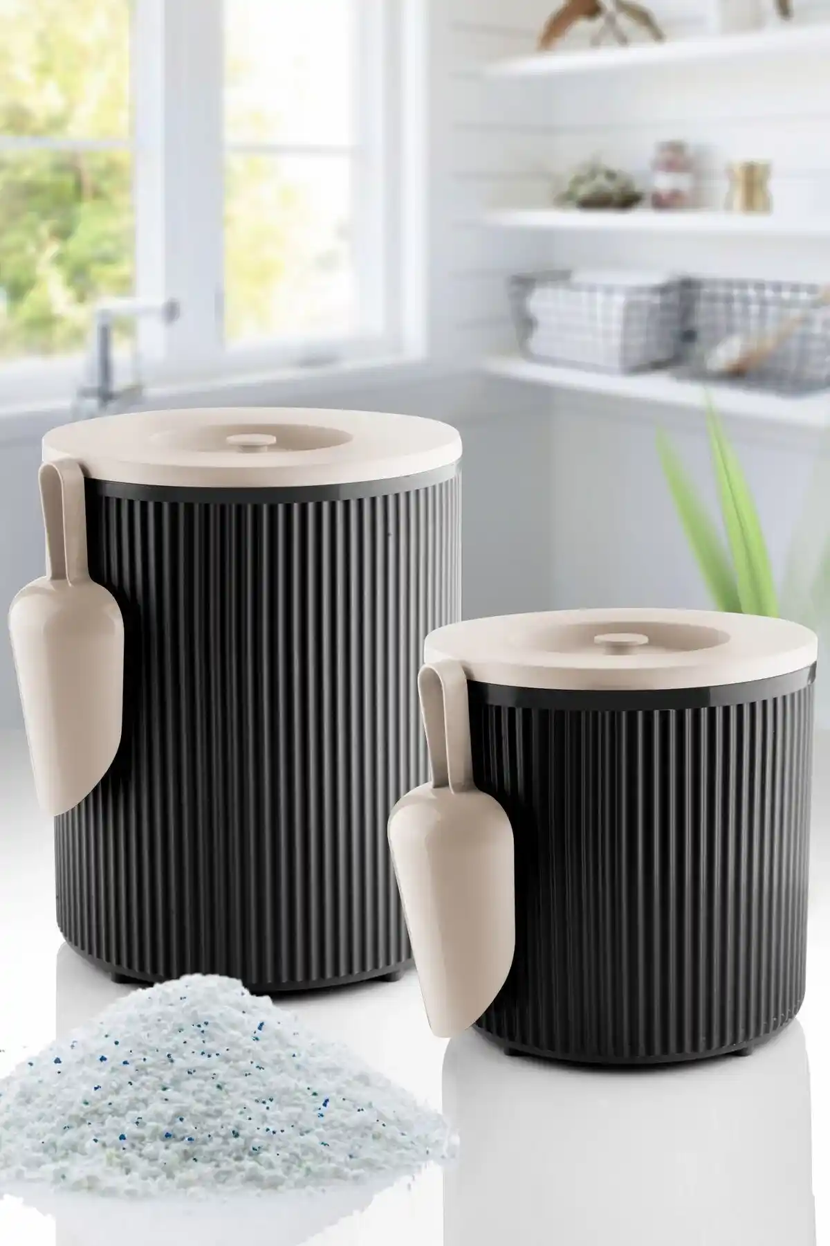 Geniş İç Hacimli Toz Deterjan Saklama Kabı ile Ev Temizliğinde Pratik Çözüm