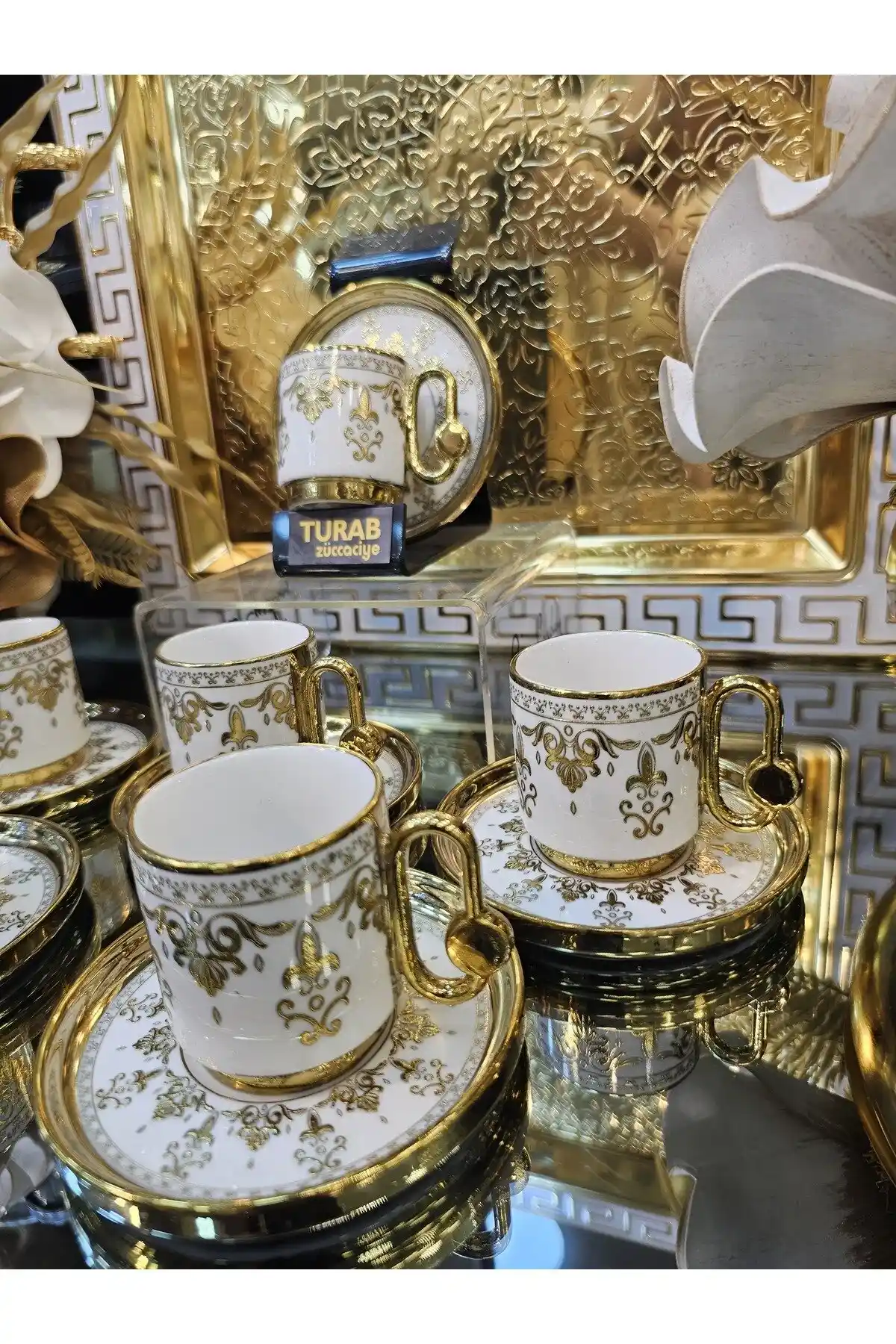 Gold Kahve Fincan Takımlarıyla Ev Dekorasyonunuza Şıklık Katın