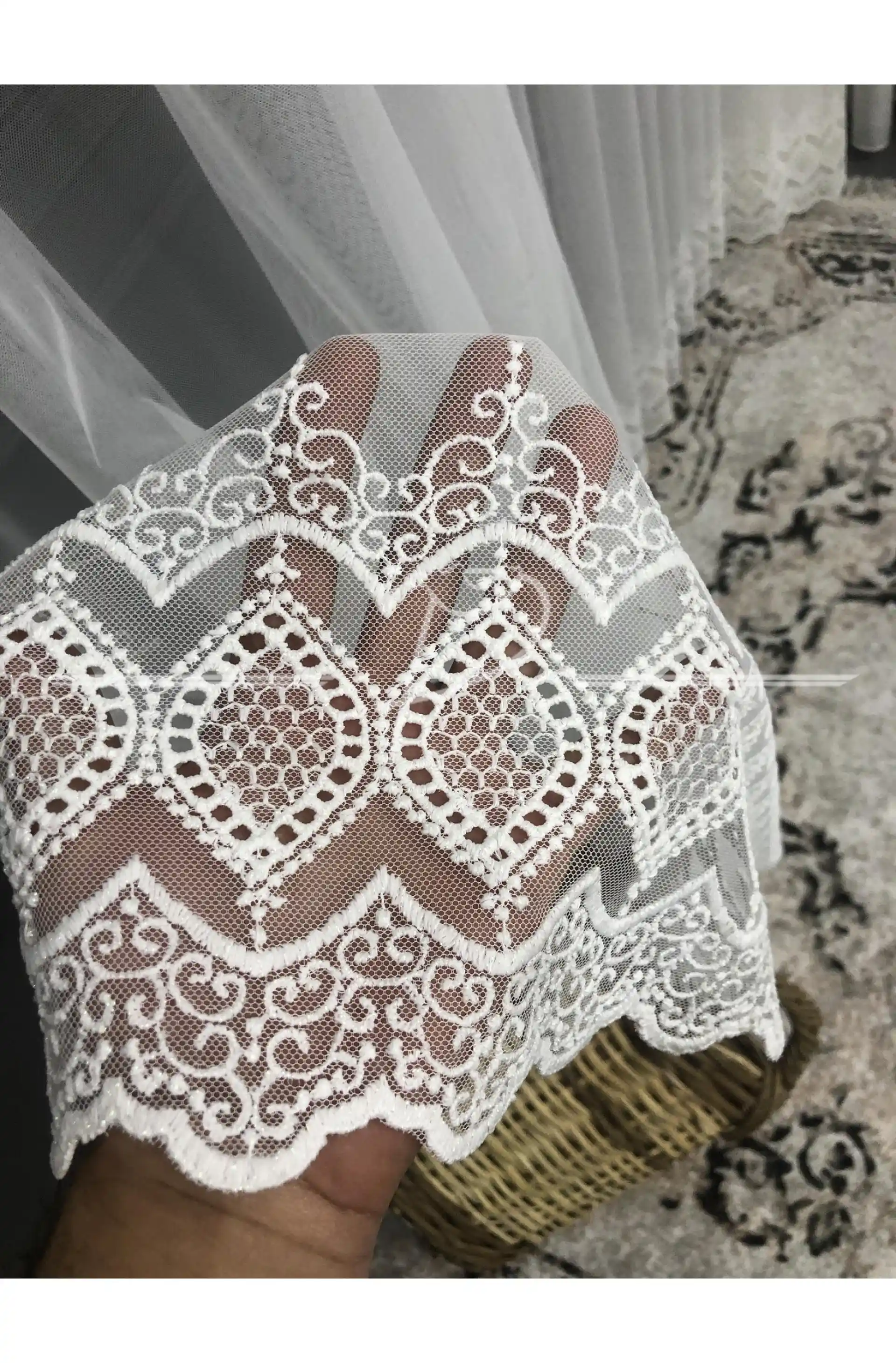 Grek Zemin Perde Keten Kumaşı: Doğal ve Estetik İç Mekan Dekorasyonu Seçeneği