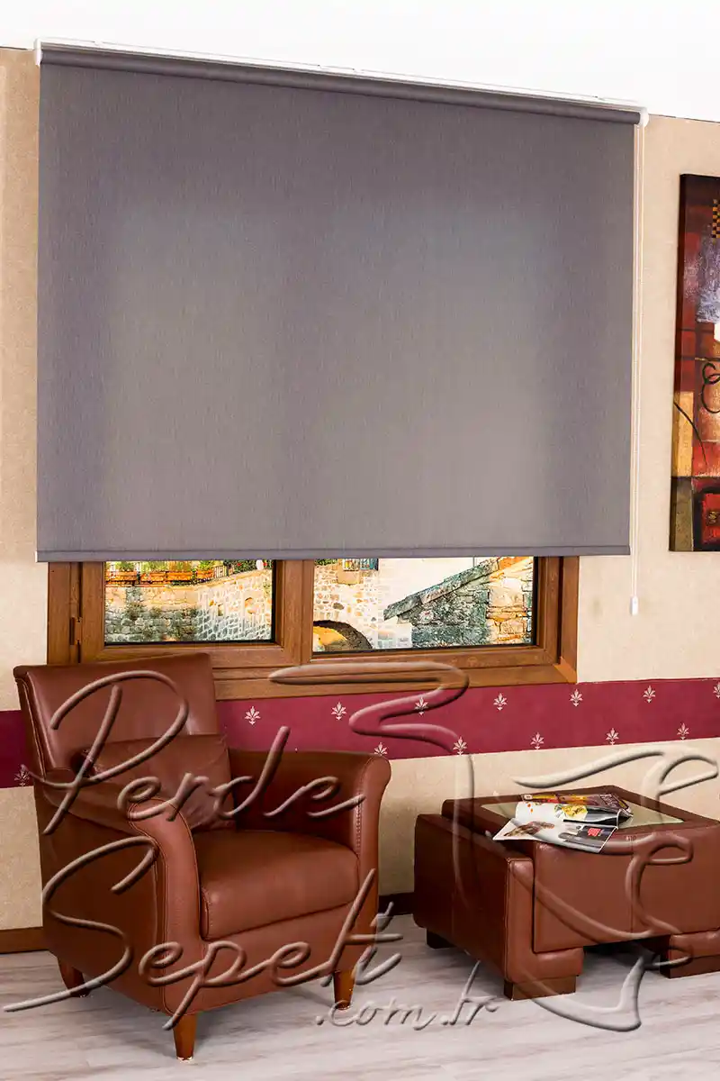 Güneşlik Fonksiyonlu Stor Perdeler: Estetik ve Fonksiyonelliğin Birleşimi