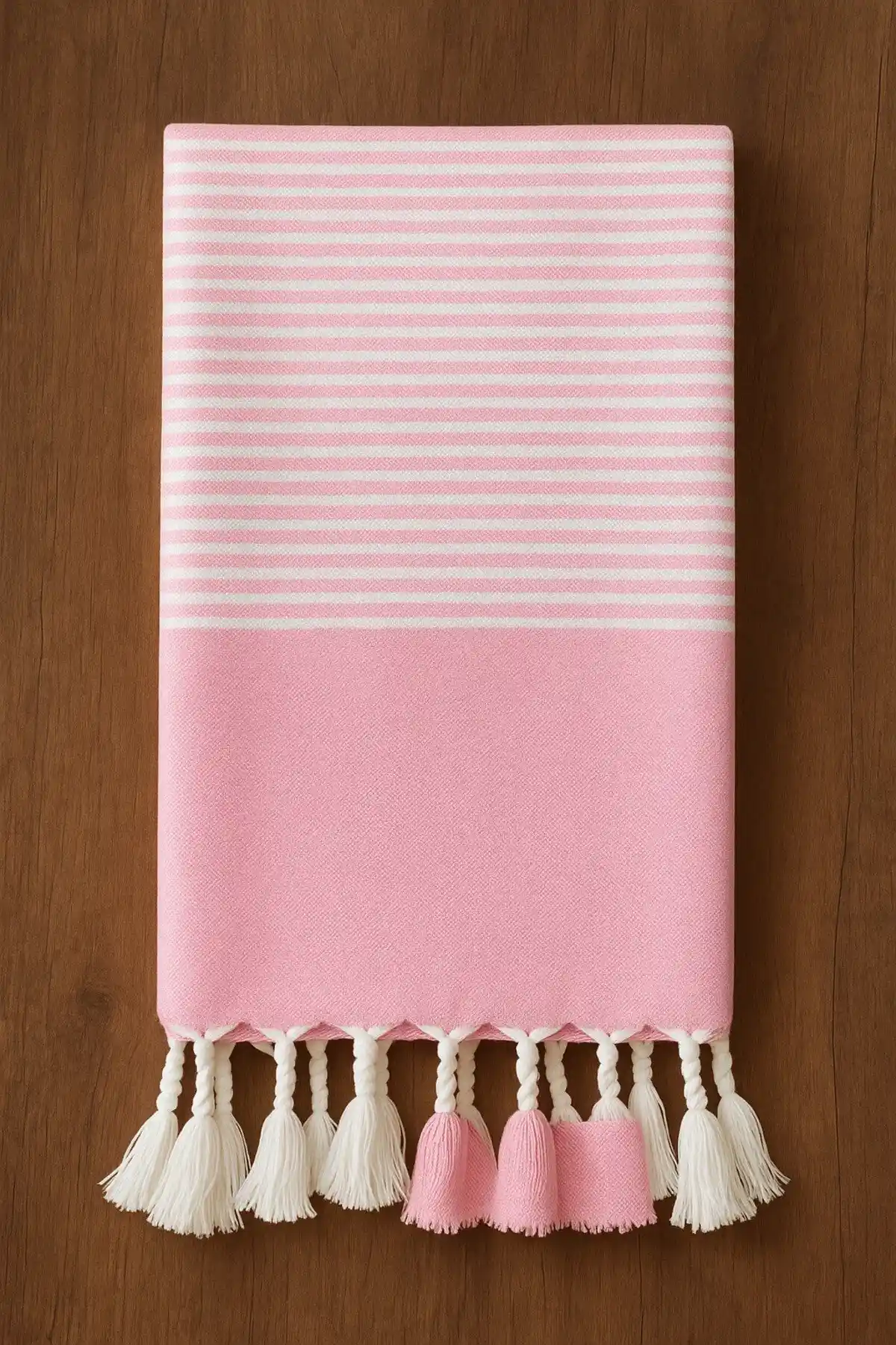 Hafif ve Hızlı Kuruyan Plaj Havluları: Tatil ve Günlük Kullanımda Pratiklik Sağlayan Çözümler