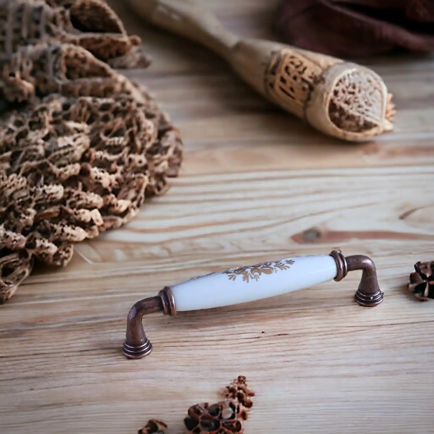 Han Porselen Görünümlü Mobilya Kulpları: Estetik ve Fonksiyonellik Sunan Zarif Detaylar