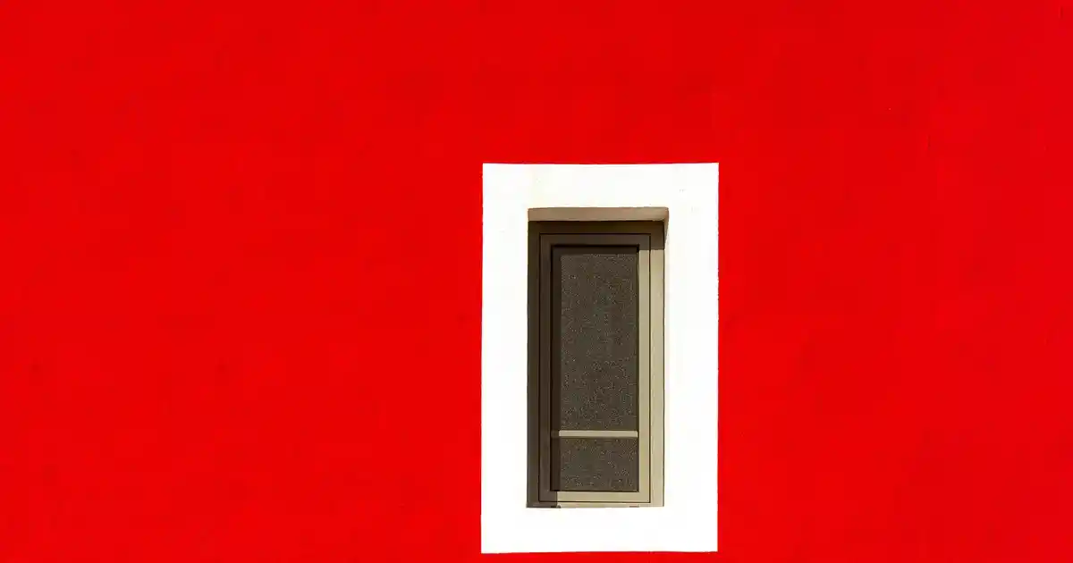 İç Mekan Dekorasyonunda Dekoratif Posterlerin Seçimi ve Kullanımı Rehberi