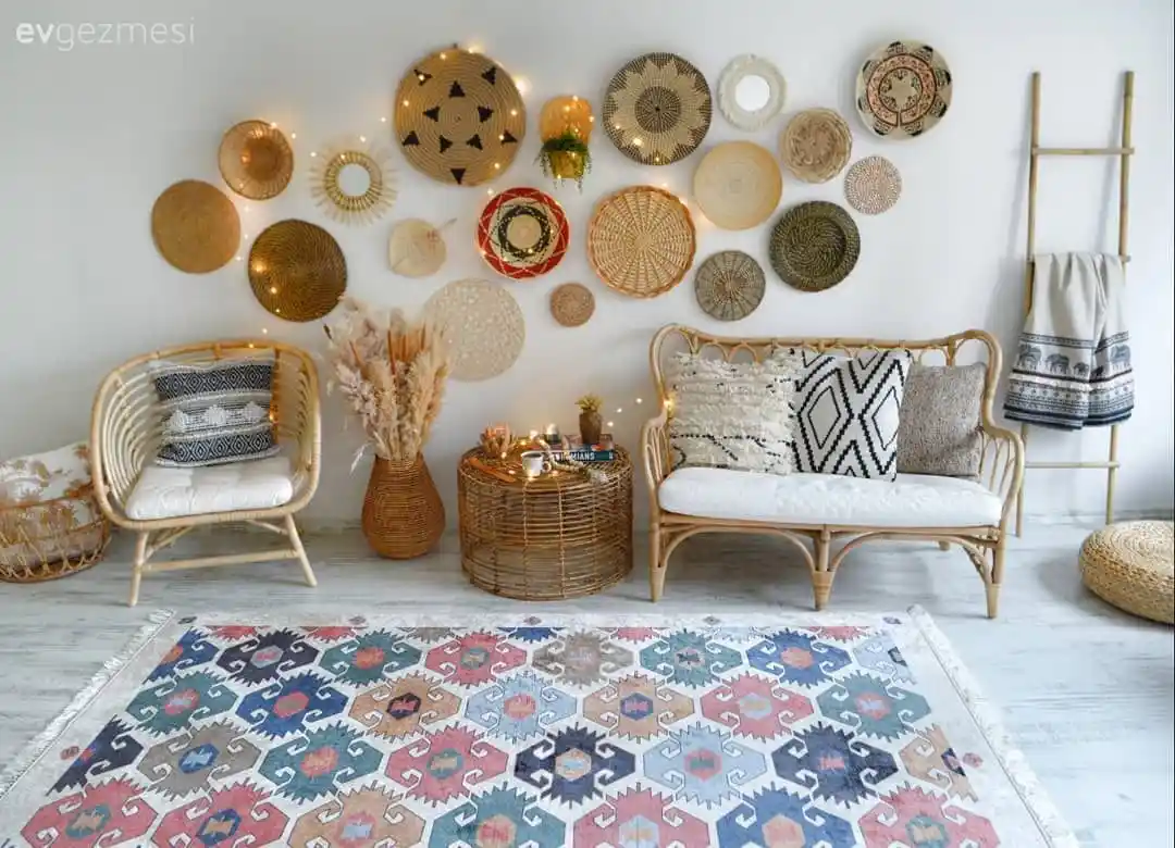 İç Mekan Dekorasyonunda Duvar Süsleri: Estetik ve Fonksiyonelliğin Birleşimi