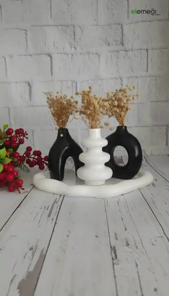 İkili Vazolar ile Ev Dekorasyonunda Şıklık ve Denge Sağlama Rehberi