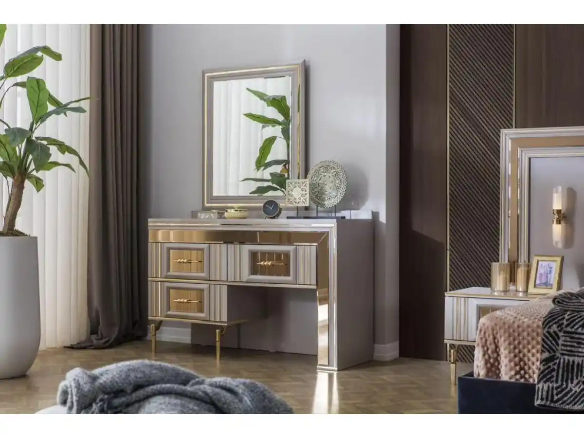 İngiliz Tarzı Yatak Odası Takımları ve Grand Shiny Modeli Hakkında Kapsamlı Bilgi