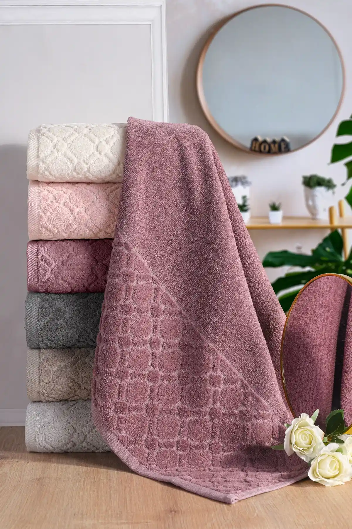 Kadife Yüz Havluları ile Banyonuzda Şıklık ve Dayanıklılık Sağlayın