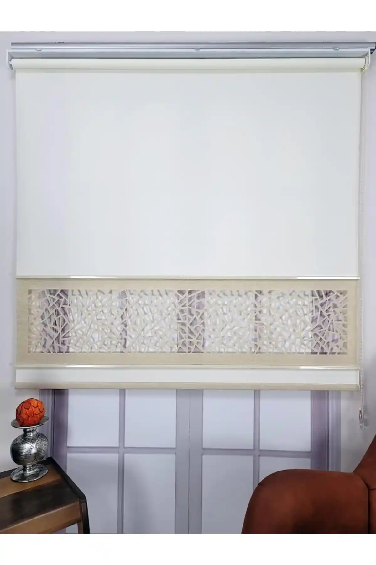 Kalın Kumaşlı Polyester Stor Perdeler: Dayanıklı ve Estetik Çözümler