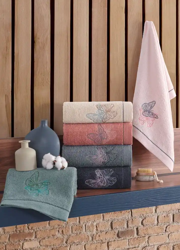 Kelebek Tasarımlı Pamuk Yüz Havluları: Estetik ve Fonksiyonellik Bir Arada