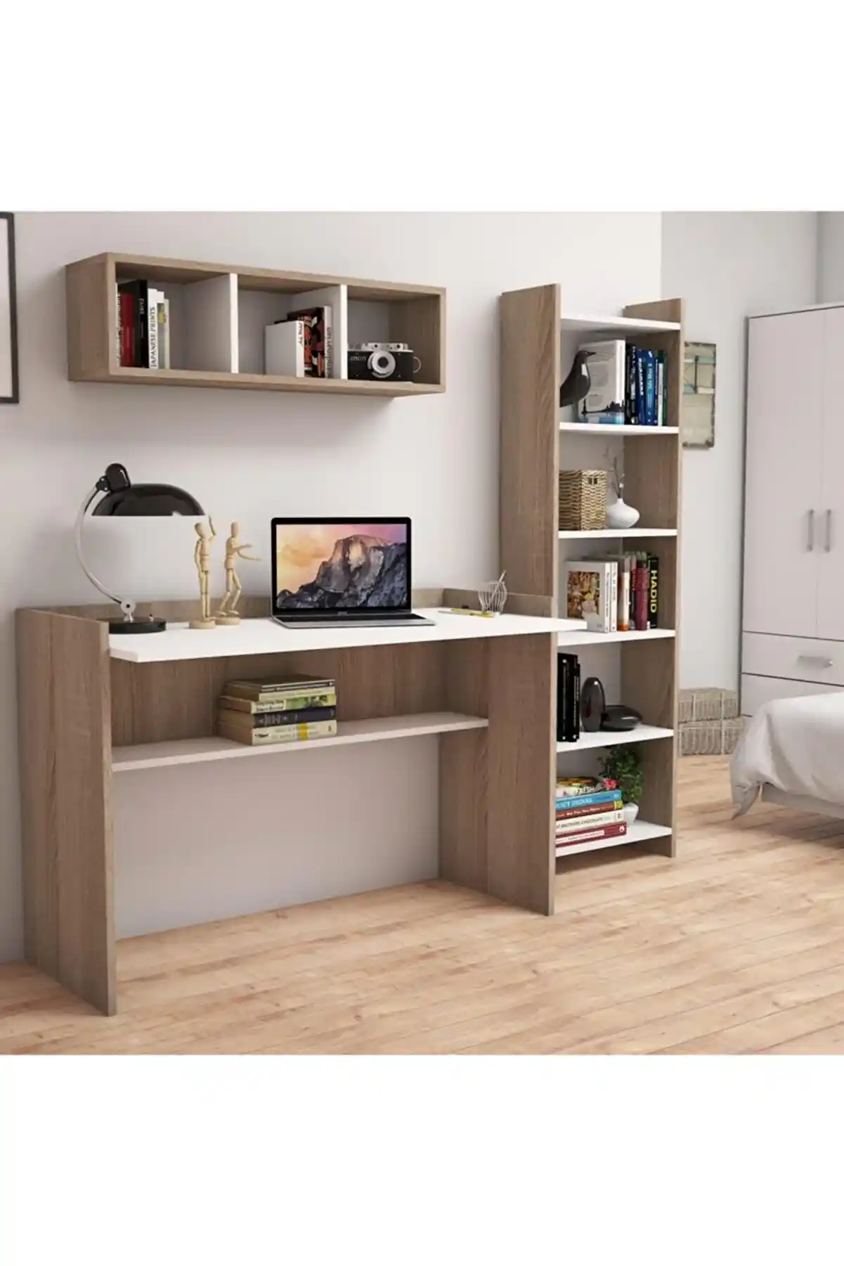 Kitaplık ve Raflı Çalışma Masası: Fonksiyonellik ve Estetiğin Birleşimi