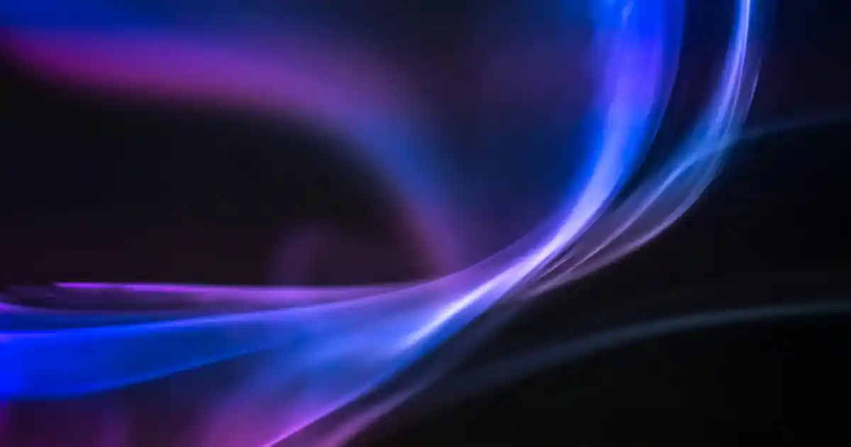 Klasik Kırmızı Gaz Lambası ile Ev Dekorasyonunda Şıklık ve Atmosfer Yaratma Rehberi