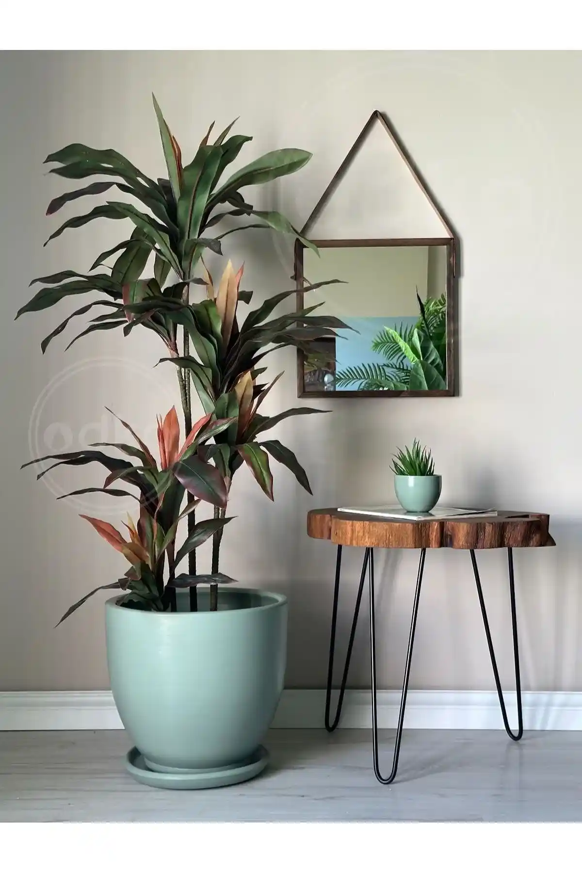 Klasik Saksı Setleri ile Ev Dekorasyonunda Zamansız Şıklık ve Fonksiyonellik