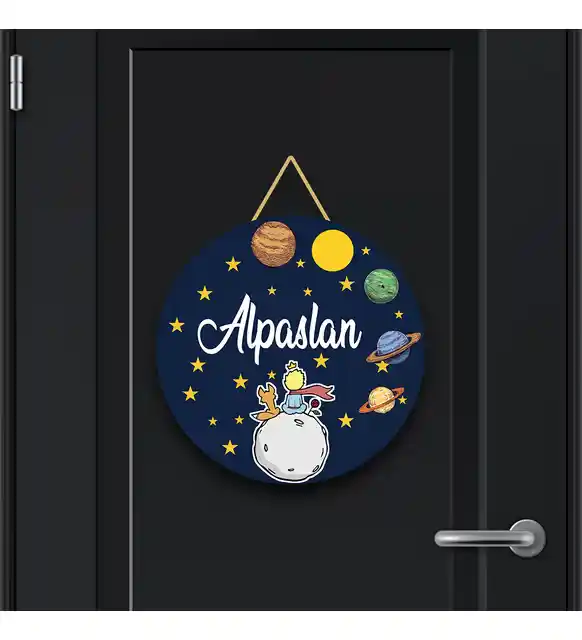 Küçük Prens Temalı Bebek Odası Dekorasyonu ve Kapı Süsü Seçenekleri