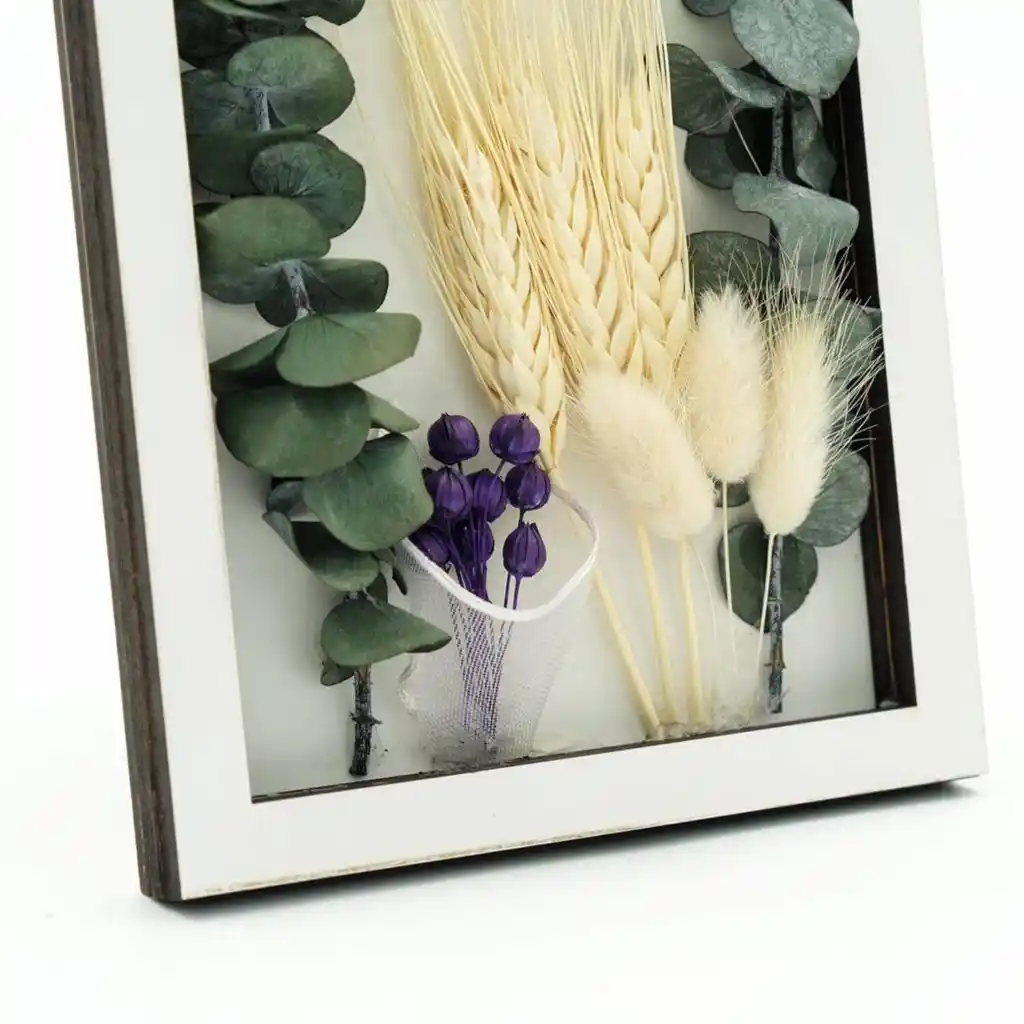 Kuru Çiçekli Dekoratif Obje Tasarımlarıyla Mekanlara Doğal ve Estetik Dokunuşlar