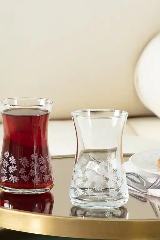 Madame Coco Esperanza Çay Bardakları ile Ev Dekorasyonunuza Zarif ve İşlevsel Dokunuşlar