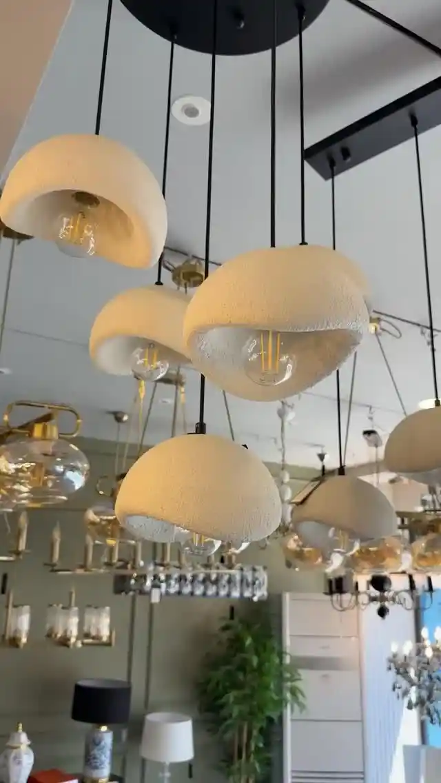 Mekanların Şıklığını Artıran Modern ve Fonksiyonel Avize Seçenekleri