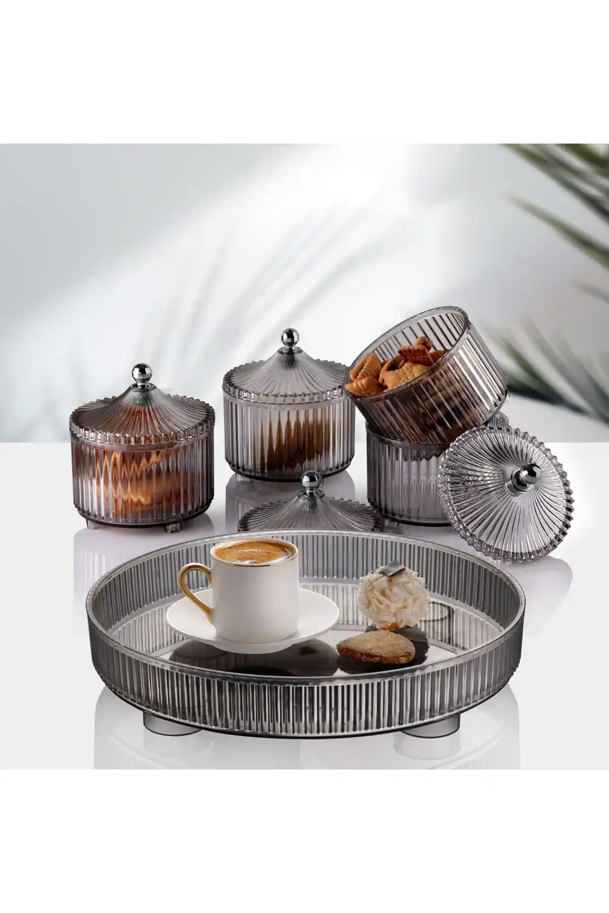 Melani Home ve Vienev Setleri: Ev Dekorasyonunda Farklı Tasarım Yaklaşımları