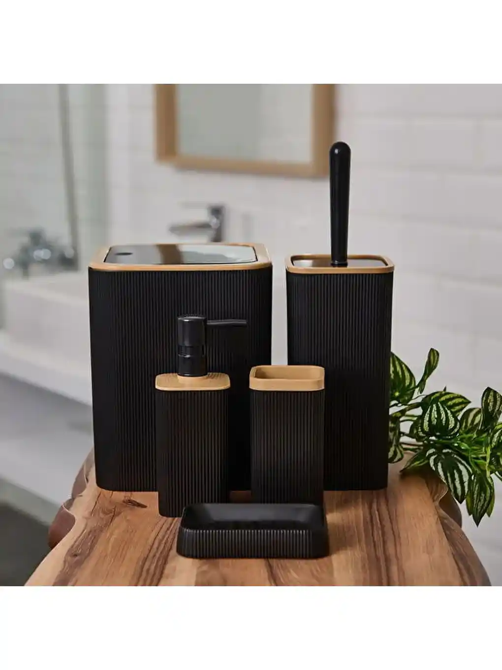 Mina Due Banyo Setleri: Fonksiyonellik ve Estetiği Bir Arada Sunan Modern Çözümler