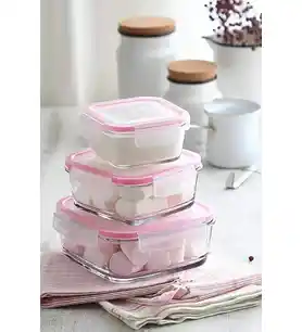 Modern Dekorasyona Uygun Camlı Saklama Kapları ile Şıklık ve Fonksiyonellik