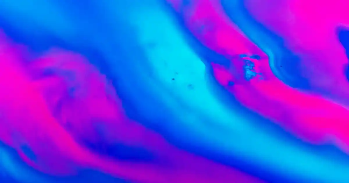 Modern İç Mekan Dekorasyonunda Çerçevesiz Tablo Fikirleri ve Trendler