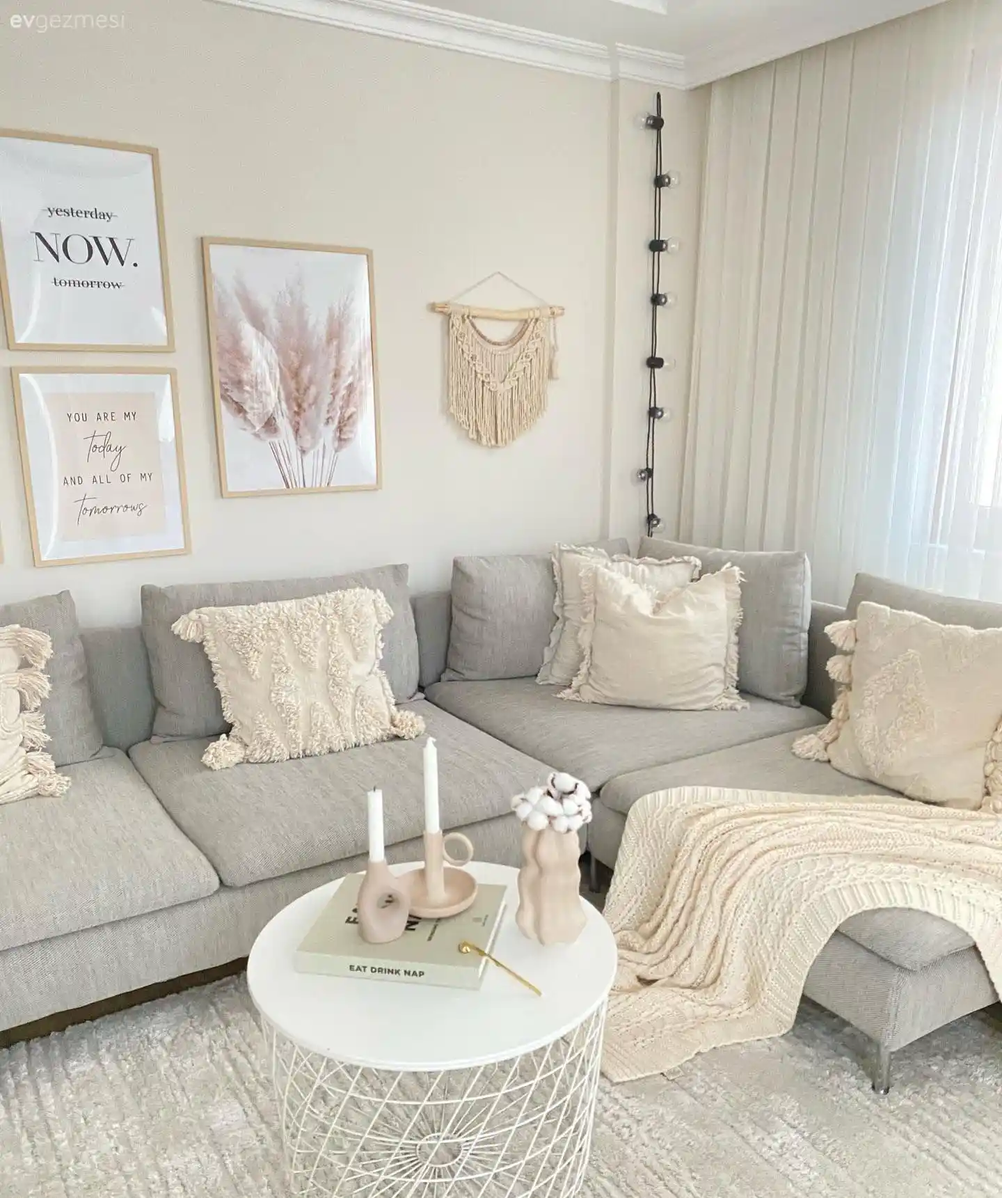 Modern Koltuk Örtüleri ile Ev Dekorasyonunu Zenginleştirme ve Şıklık Katma