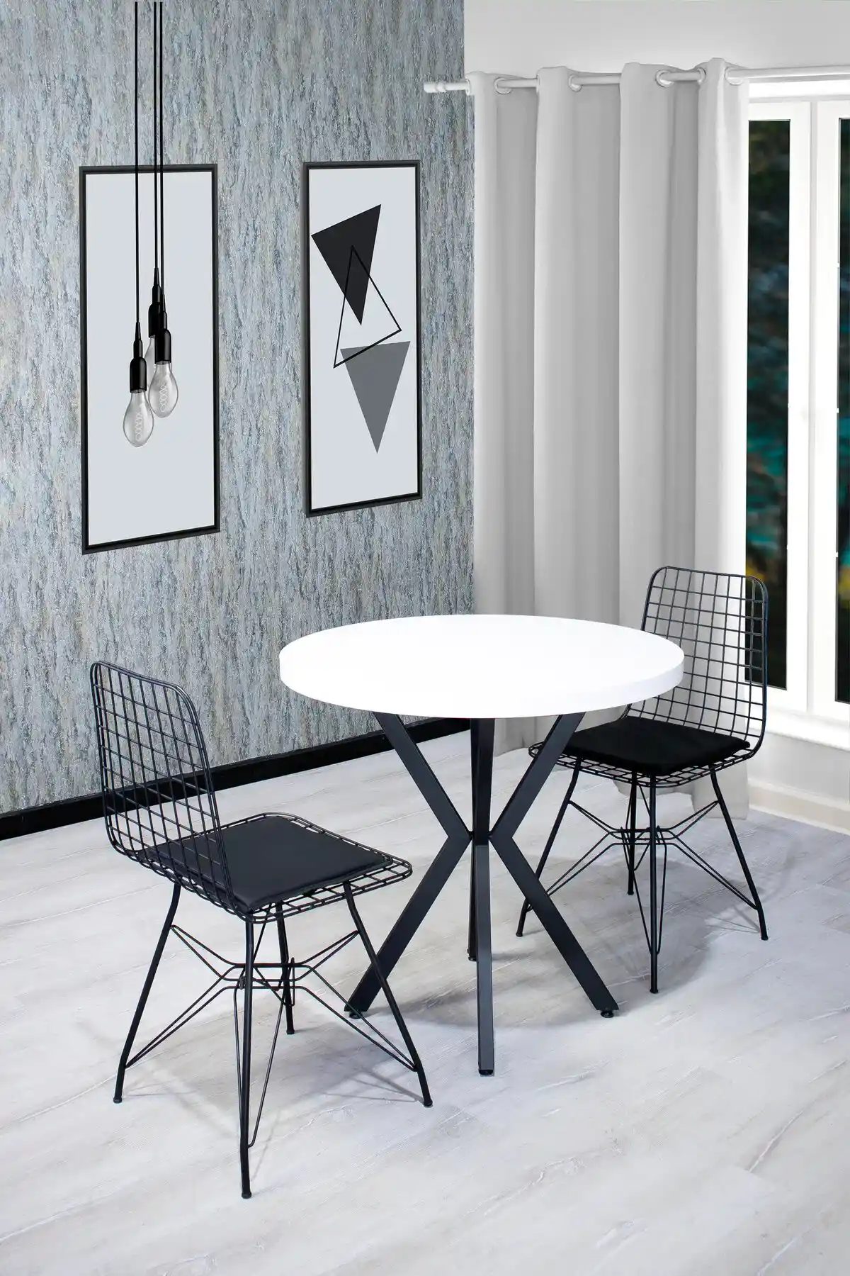 Modern Metal Yemek Masaları 2 Kişilik Modeller ve Kullanım Alanları Hakkında Bilgi