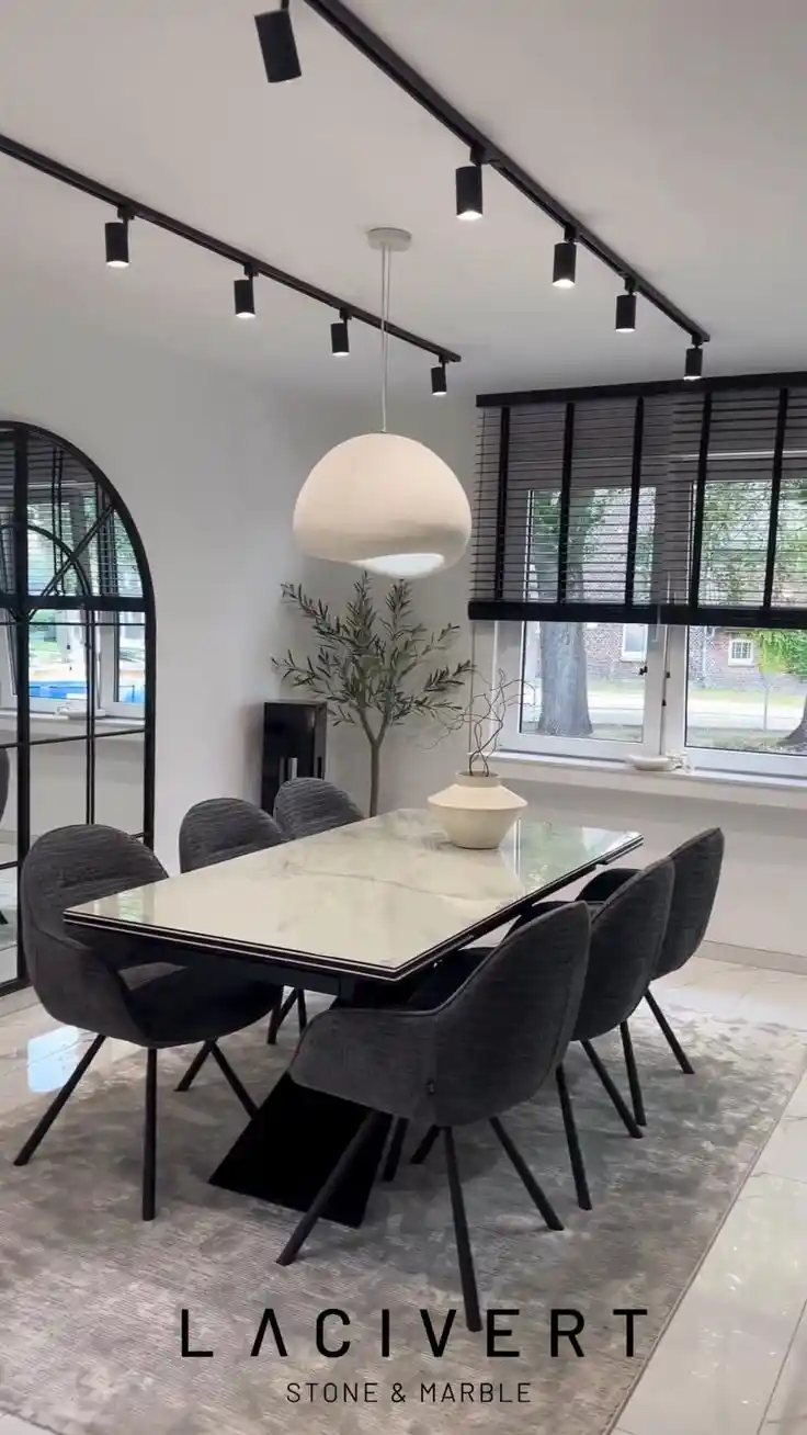 Modern Porselen Dekorasyon Çözümleri: Estetik ve Dayanıklılığı Bir Arada Sunan Trendler