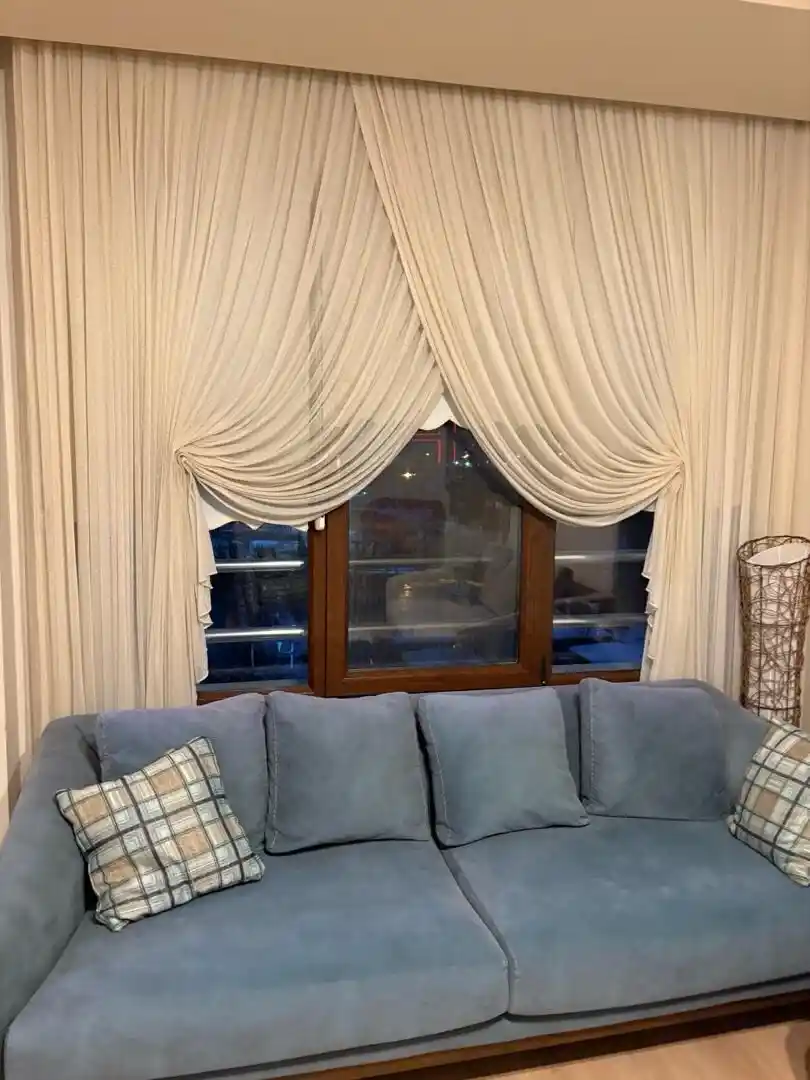 Modern Tasarımlı Ev Tül Perdeleri ile Şıklık ve Fonksiyonellik Bir Arada